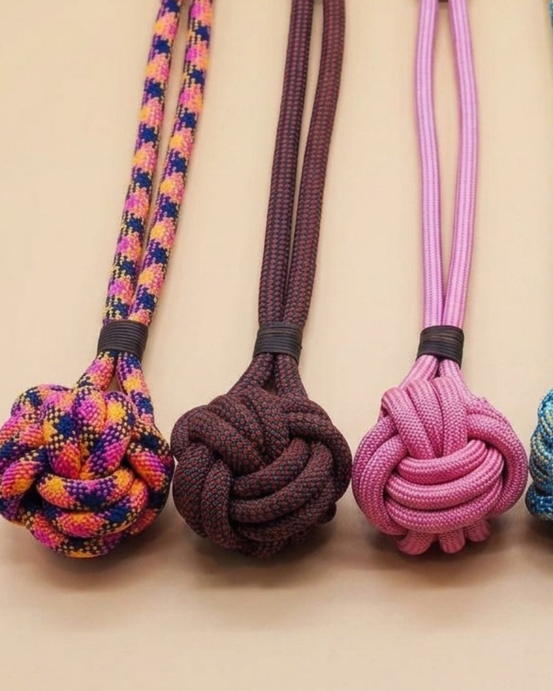 Schleuderball aus Kletterseil von PAWSOME Hundezubehör