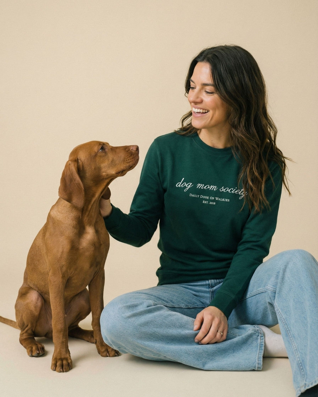 Limited | Organic Longsleeve 'dog mom society' | Bottle Green