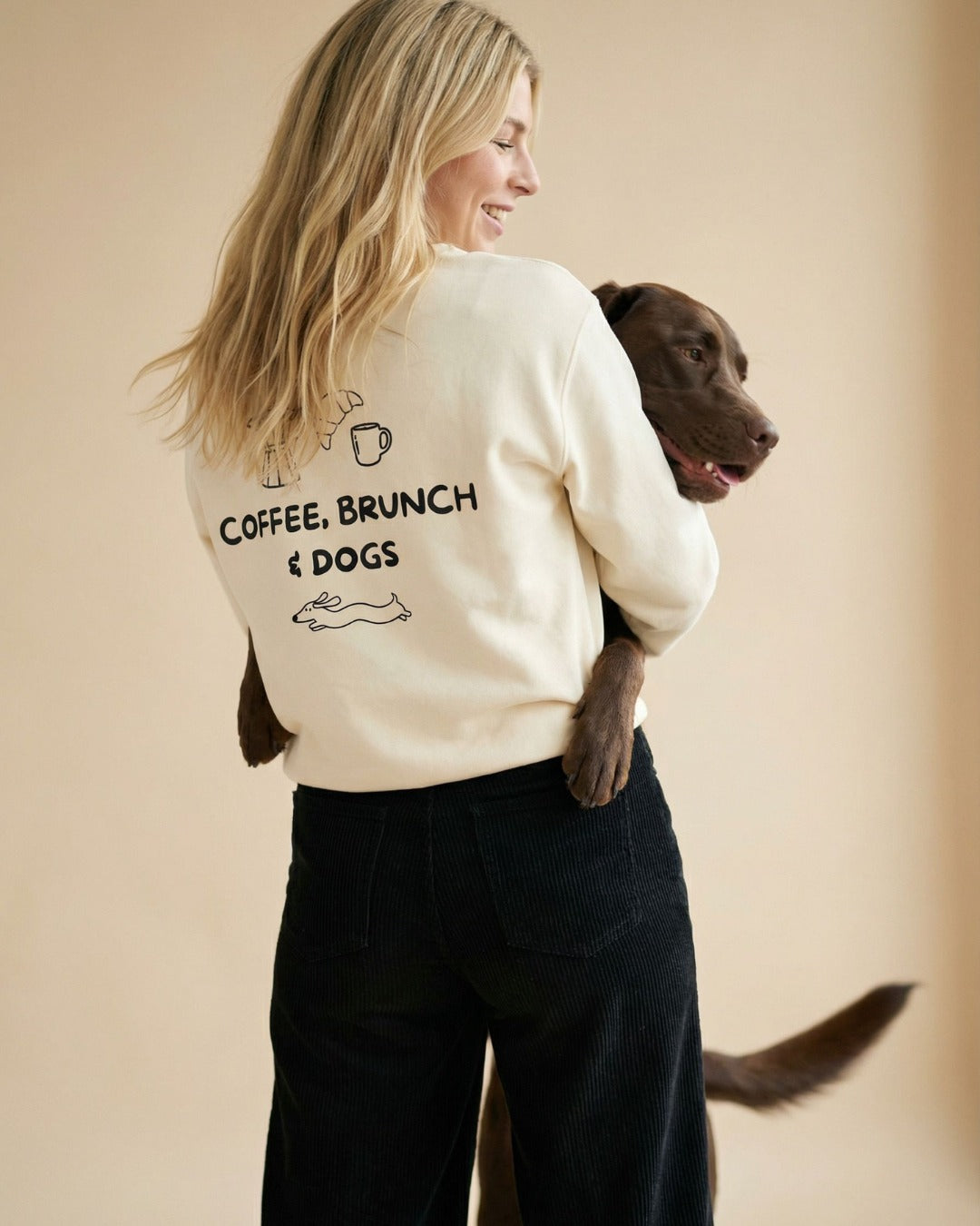 Premium Organic Sweatshirt 'coffee, brunch & dogs'