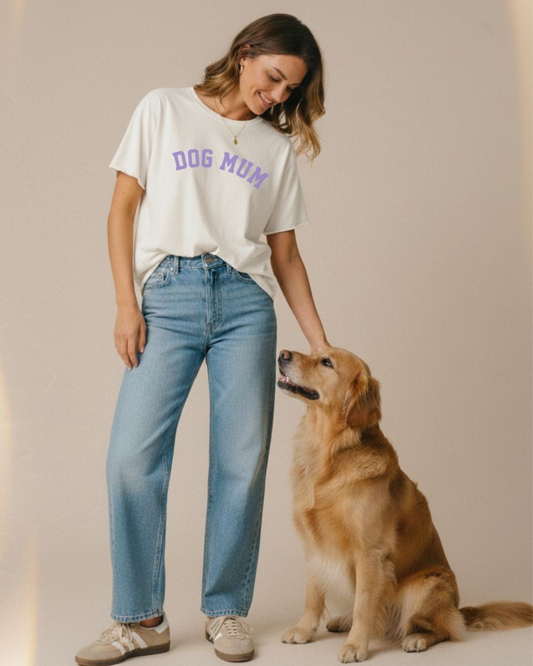 Organic Shirt 'DOG MUM' Lavendel | Vintage White