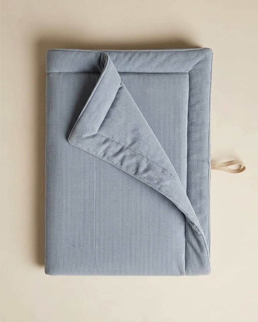 Kuschelige Hundedecke aus Cord 'Cloud Blue'